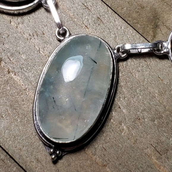 Prehnite & peridot necklace - Picture 2 of 9